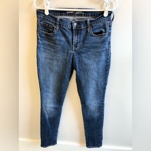 Old Navy Women’s Size 6 Regular Mid-rise Blue Denim Jeans